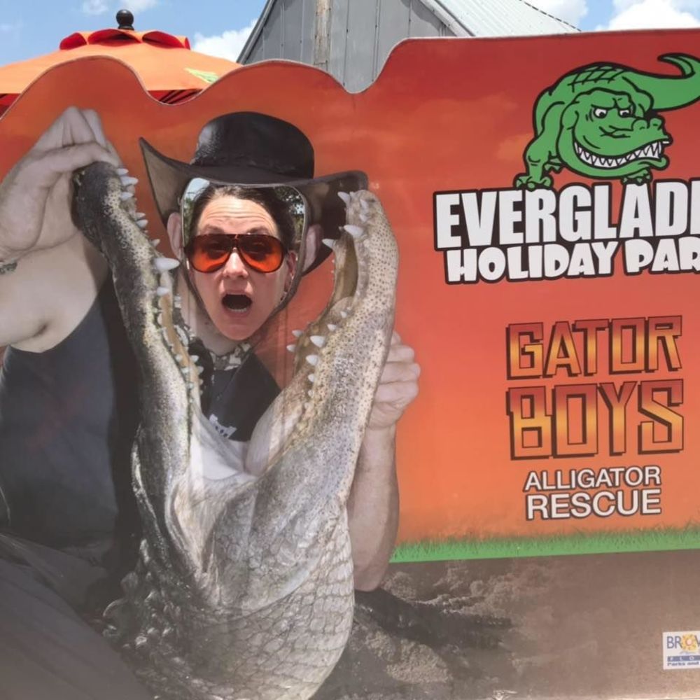 Meet your Posher, Hilary